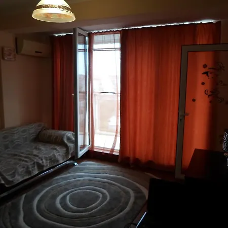 Solna Апартаменты *